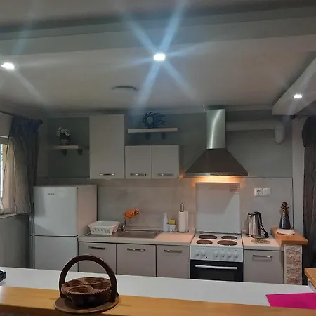 Gaia House-trikala *