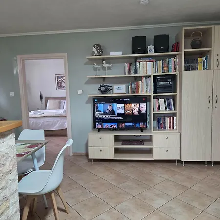 Апартаменты Gaia House-trikala *