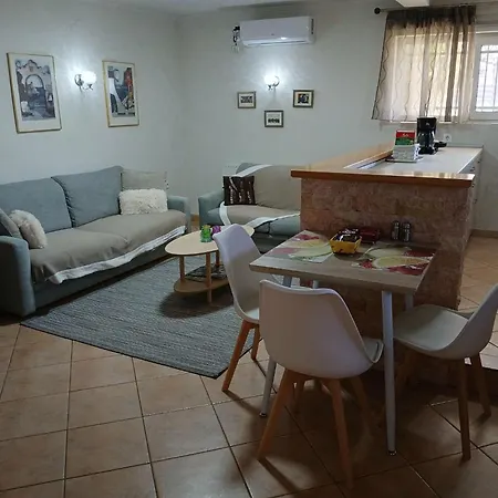 Apartment Gaia House-trikala *