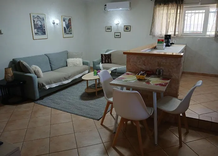 Apartment Gaia House-trikala *